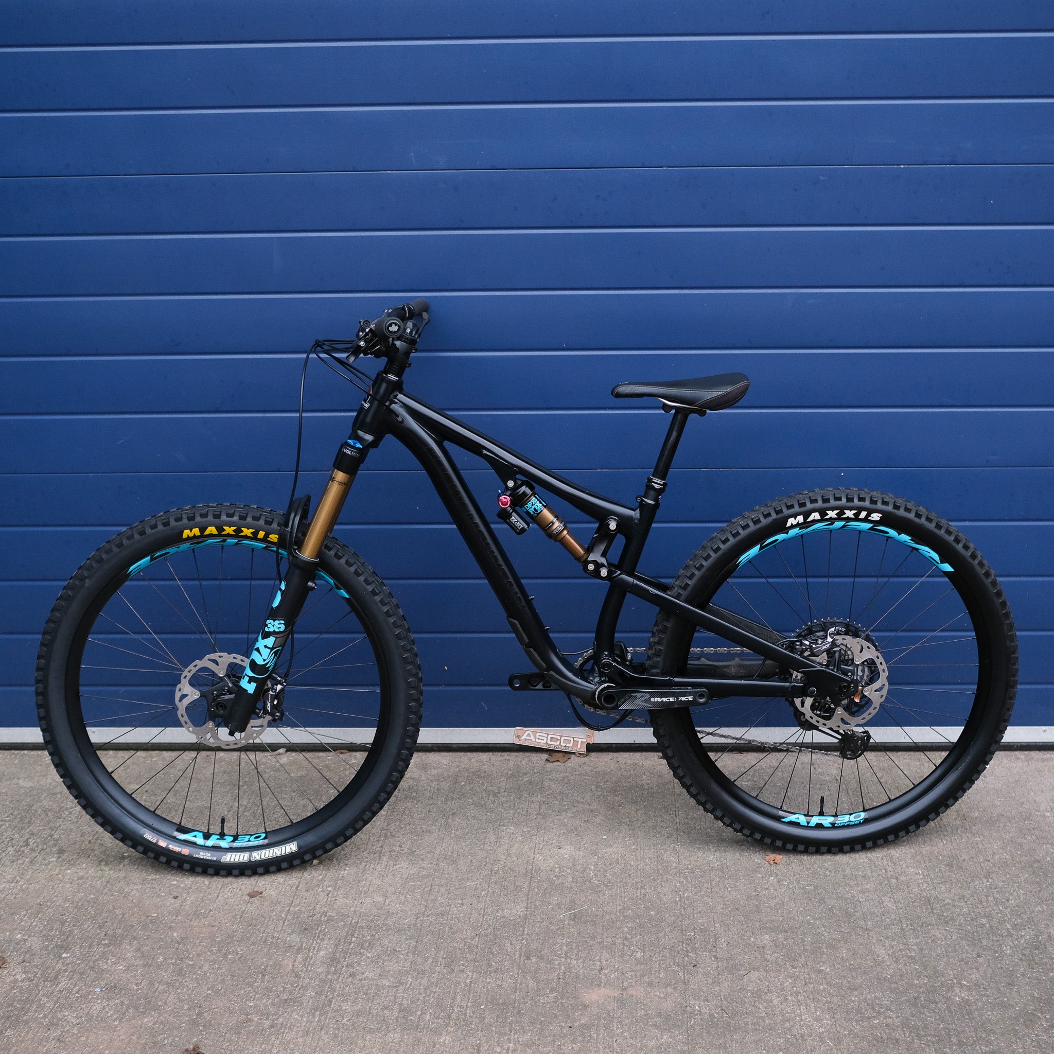 2023 Rocky Mountain Reaper JR27.5 Custom Build (Ex-Staff)