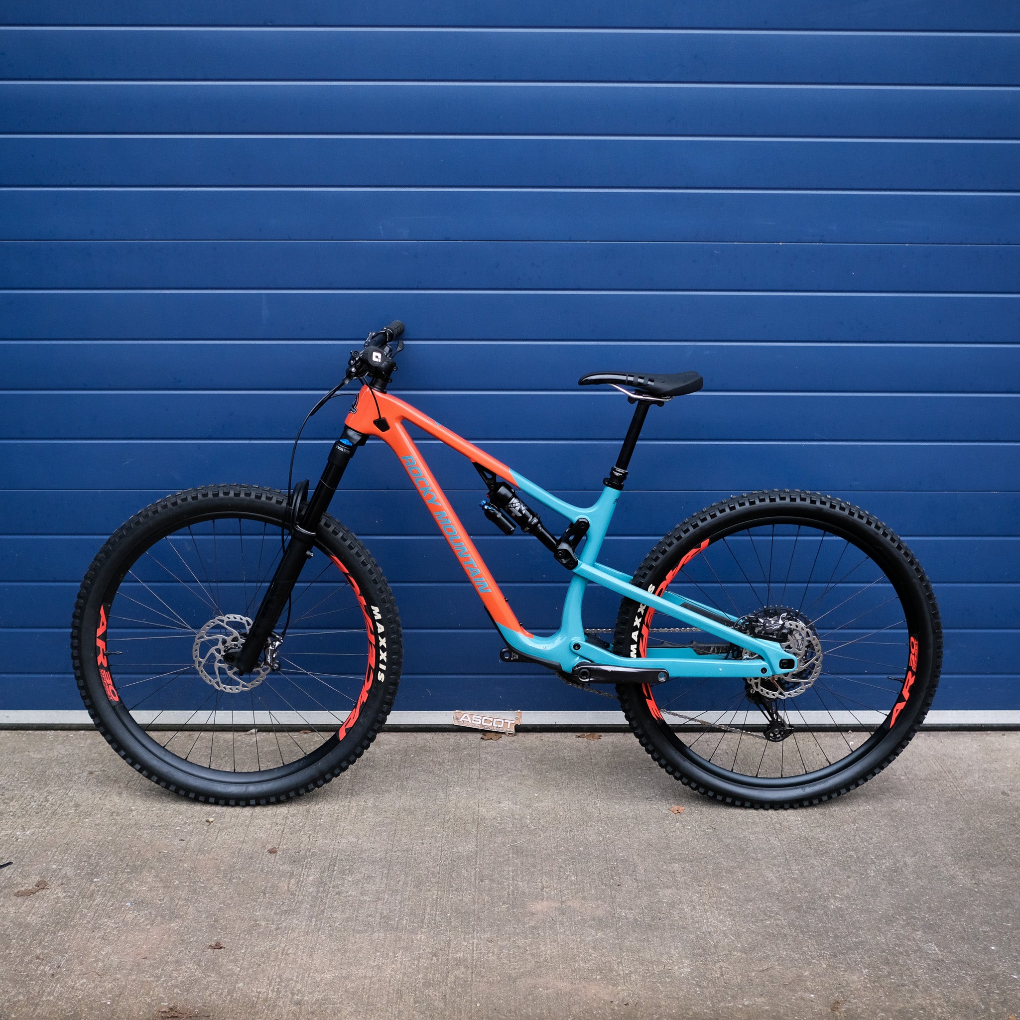 2023 Rocky Mountain Instinct C70 Medium (Ex-Demo)