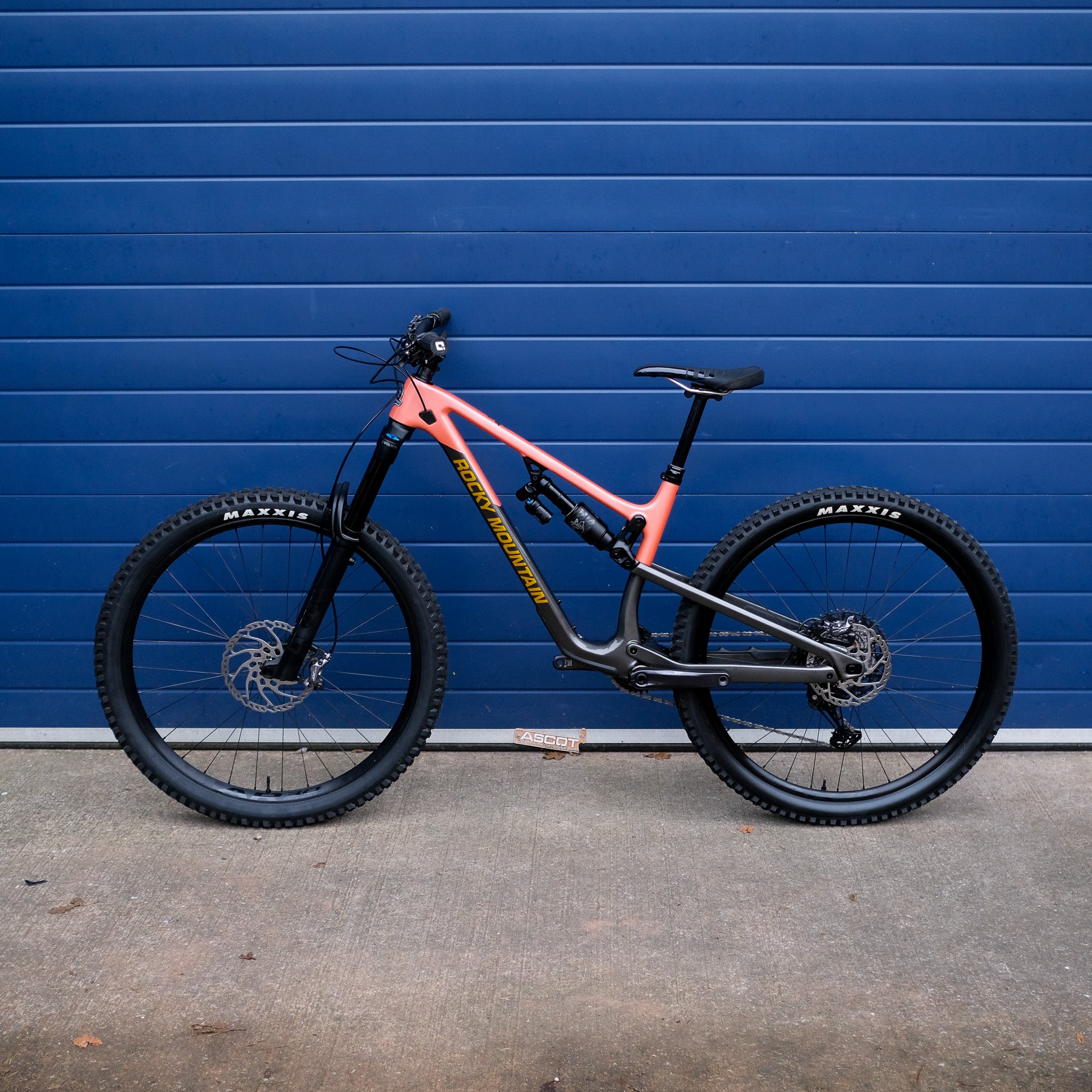 2022 Rocky Mountain Altitude C70 Medium (Ex-Demo)